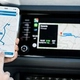 Apple CarPlay Discussie: Waarom willen autofabrikanten het stuur niet loslaten?