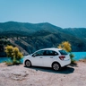 Mit dem eigenen Auto oder einem Mietwagen? Ein Vergleich für den Sommerurlaub