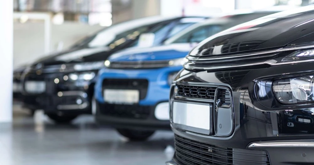What are License Plate Colors and Their Meanings?