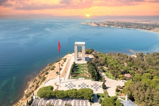 A Journey into History in Çanakkale: Exploration with RentiCar on the Trail of Victory