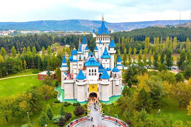 Märchenschloss Eine Reise in die Fantasie der Kinder