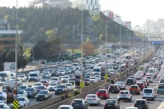 اسطنبول في حركة المرور: ناقل الحركة اليدوي مقابل الأوتوماتيكي: تحليل الوقود والراحة