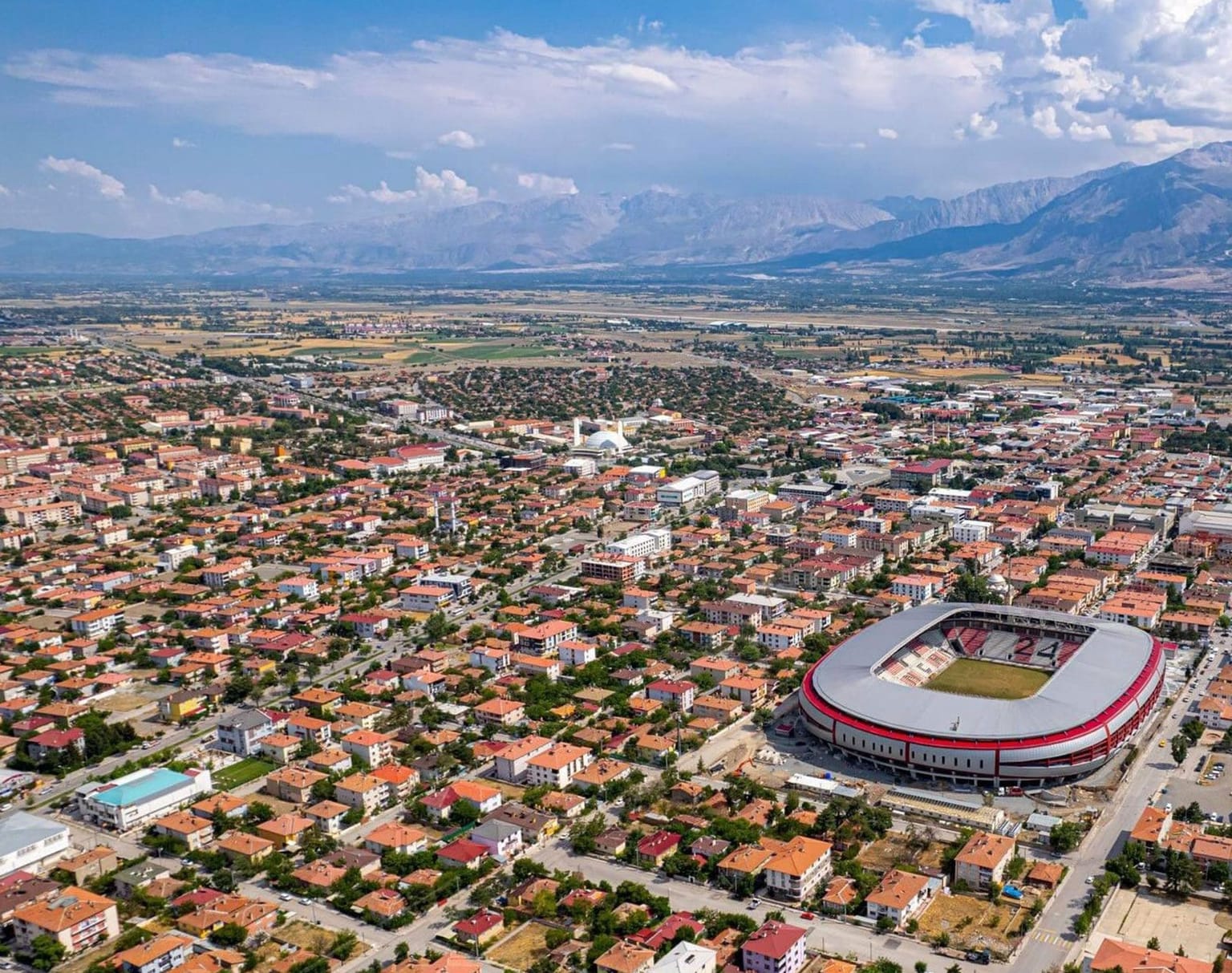 Mietwagen in Erzincan - Autovermietung am