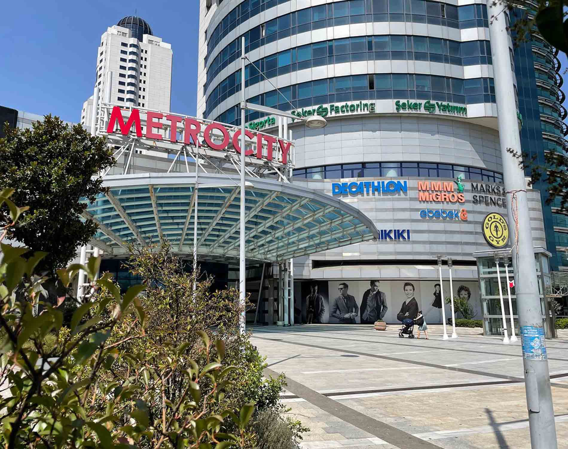 İstanbul Metrocity AVM Araç Kiralama - Araç Kiralama