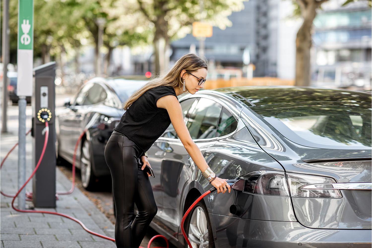Grosse modification de l'ÖTV : les prix des véhicules électriques augmentent, la location de voitures brille !