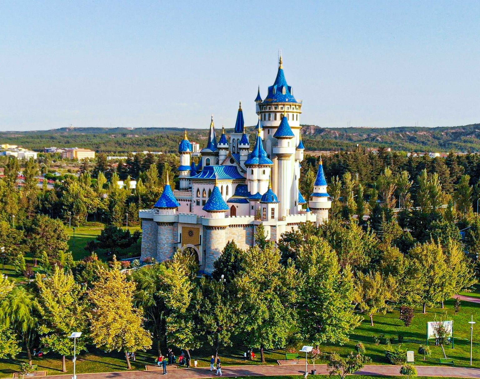 تأجير سيارات في إسكي شهير - تأجير السيارات