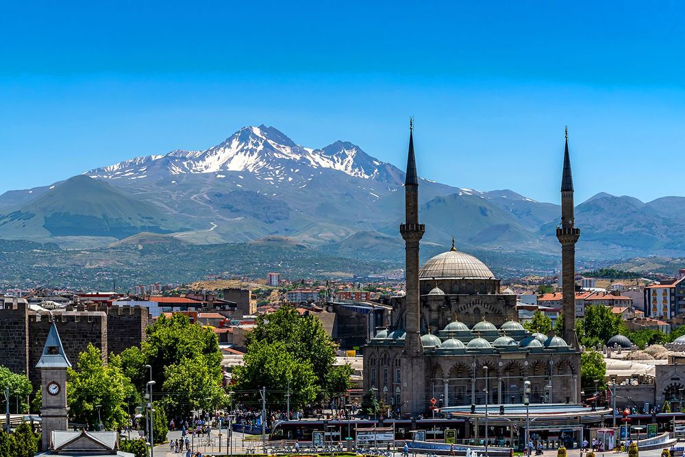 Kayseri’de Gezilecek En Güzel Yerler ve Havalimanı Ulaşım Rehberi